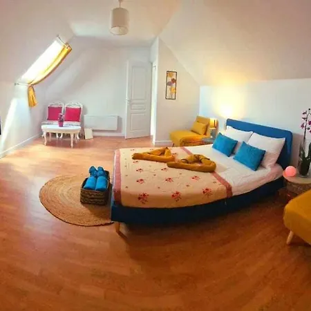 Belle D'hotes Cosy Proche Disneyland Bed & Breakfast *